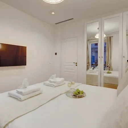 348 Ponthieu - Superb In Appartamento Parigi
