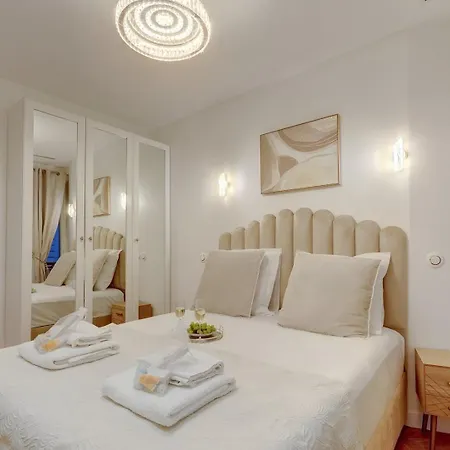 Appartamento 348 Ponthieu - Superb In